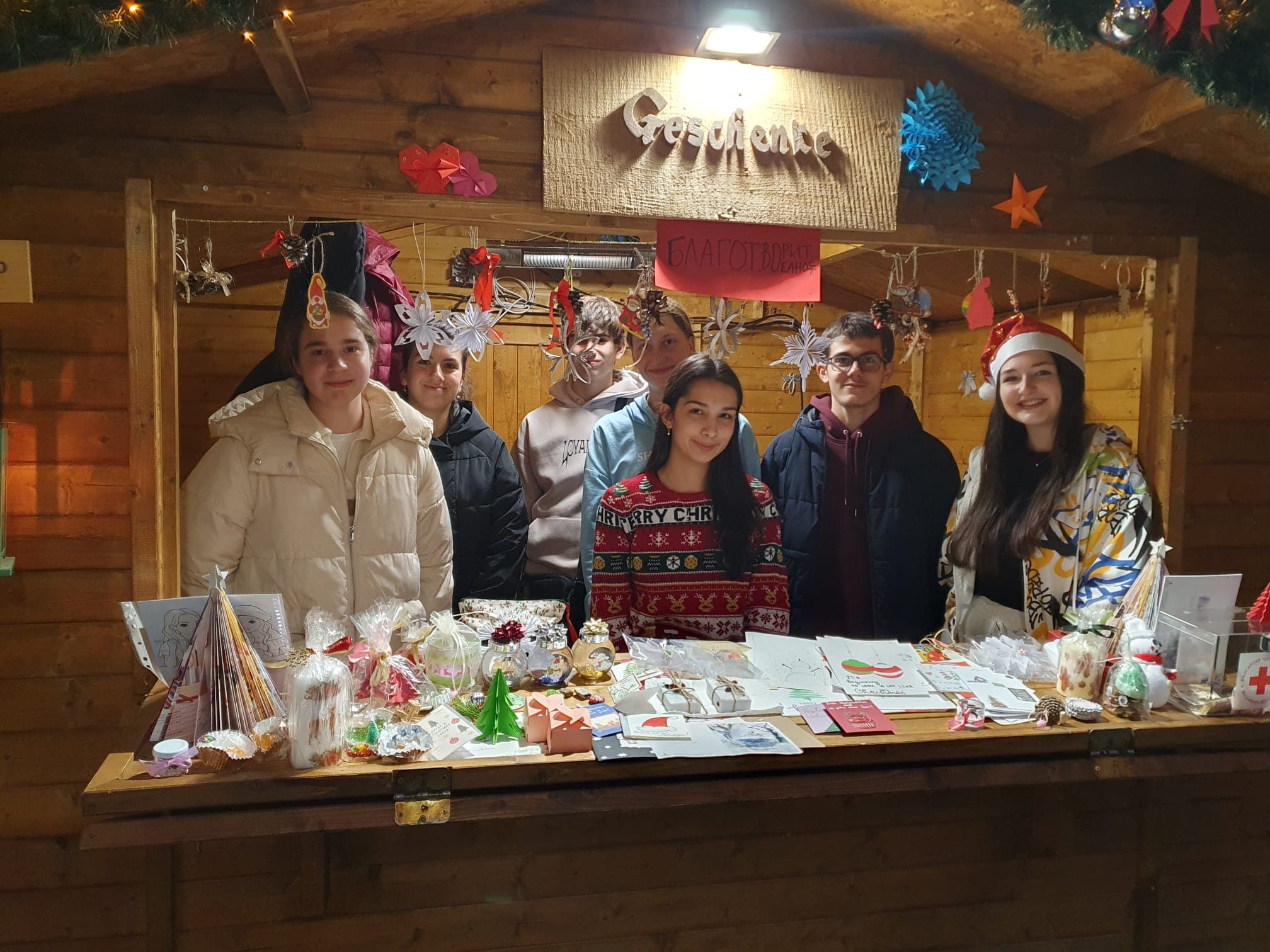 Kreativ, engagiert, erfolgreich: Klassen 10d und 10e auf dem deutschen Weihnachtsmarkt in Sofia