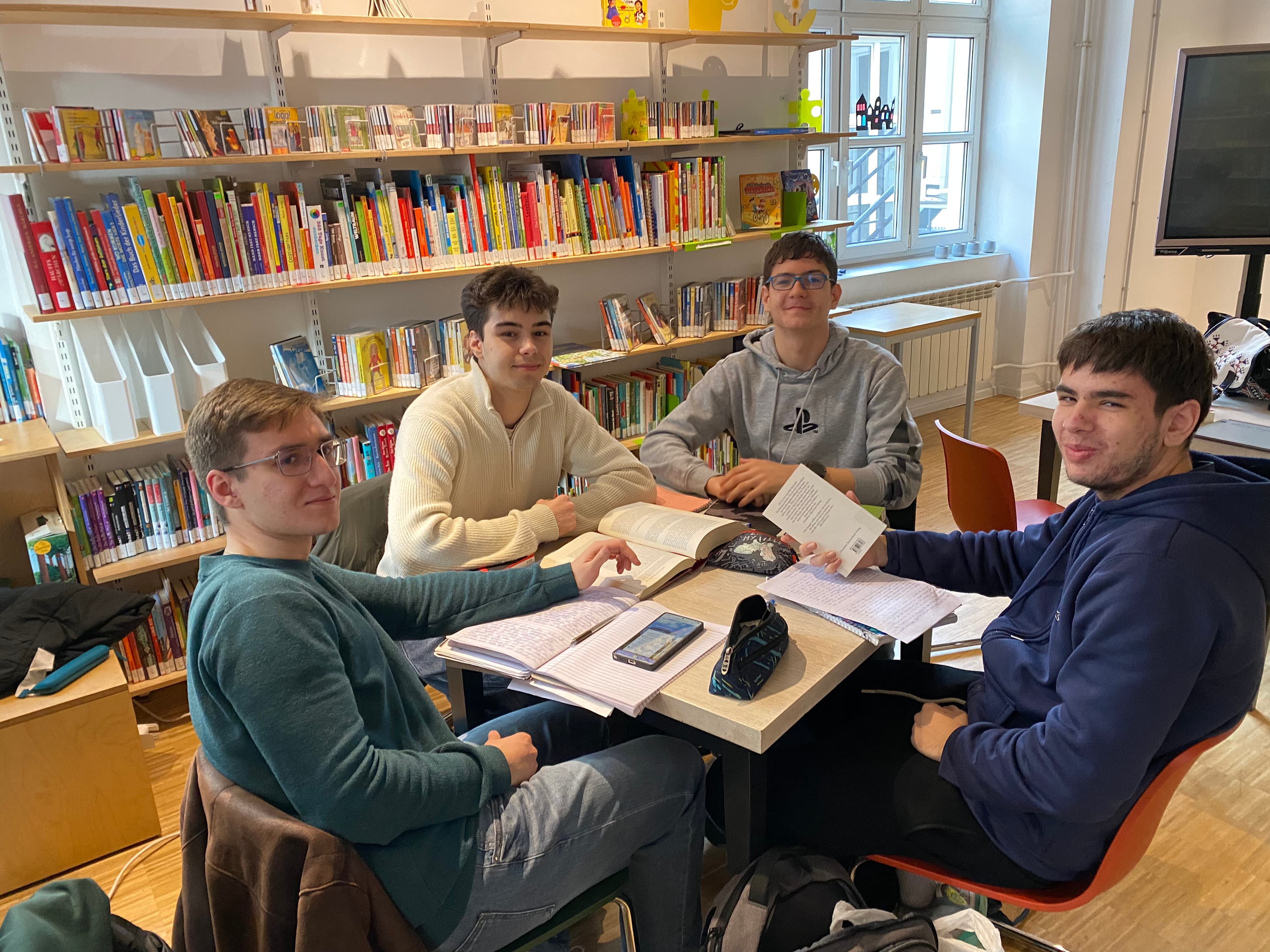 Deutschunterricht am Goethe-Institut: Expressionismus mit der Klasse 11E